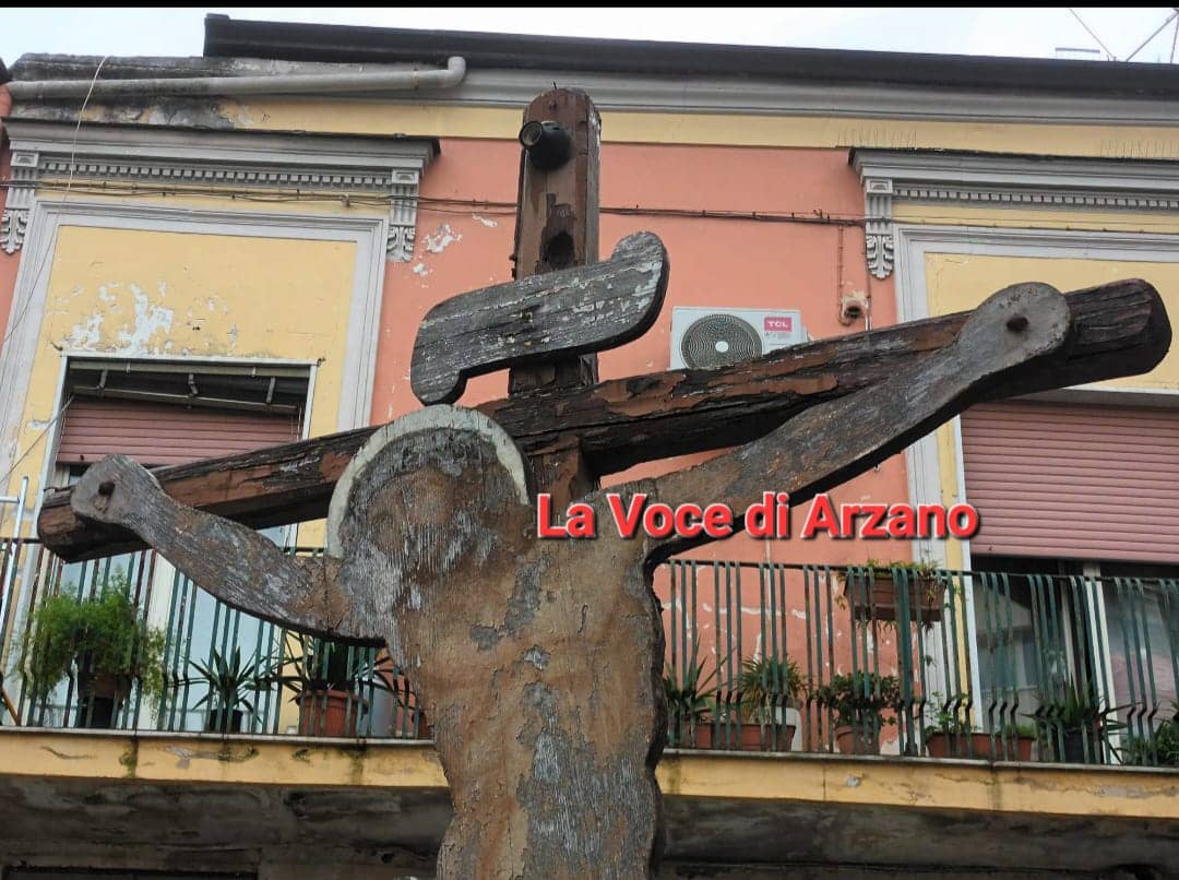 Quel Crocifisso va curato perché parte del nostro passato