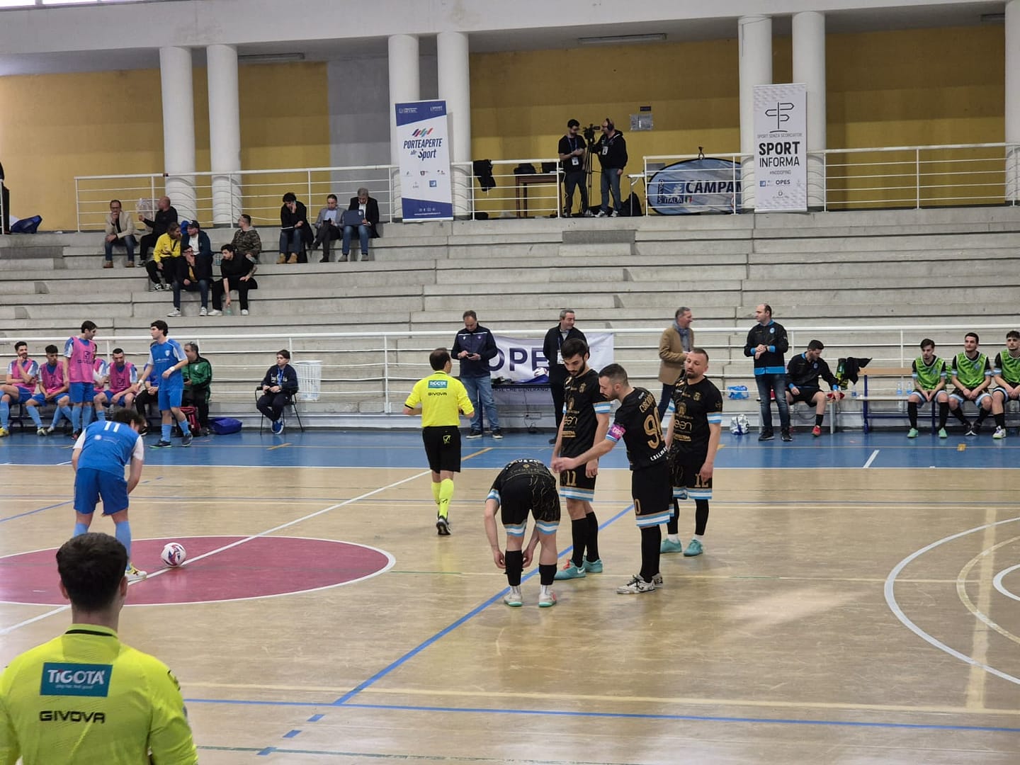 Il sogno continua. La Friends Arzano Futsal è in finale di Coppa Campania di C2.
