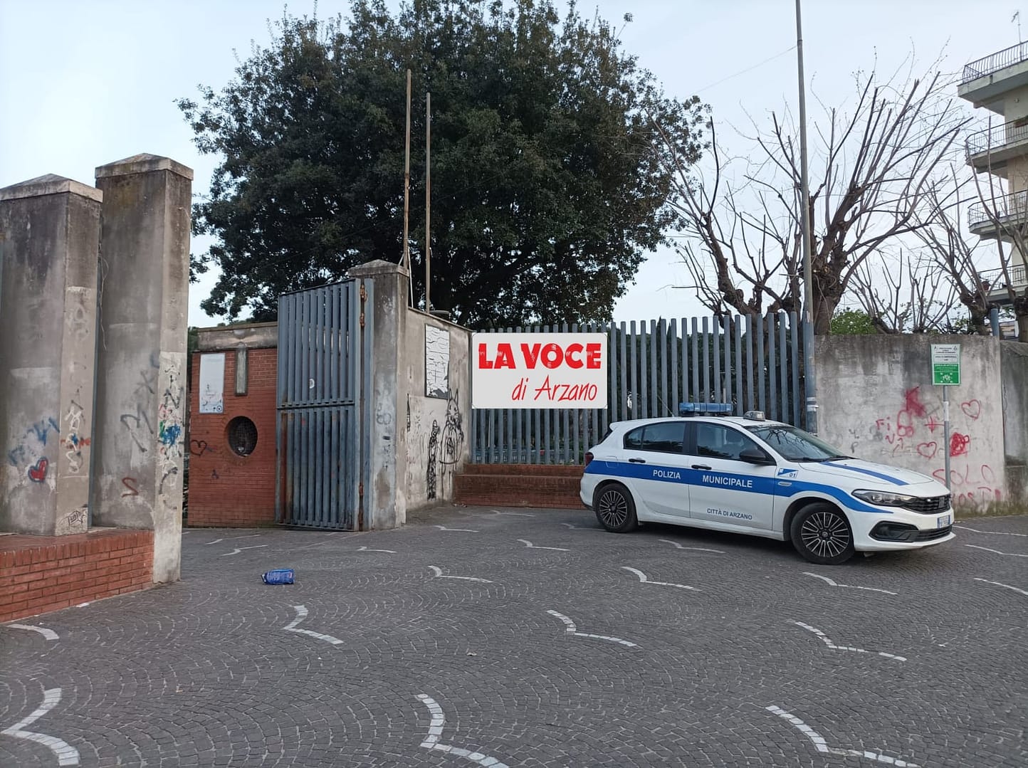 Ancora in coma la persona investita nella villa comunale
