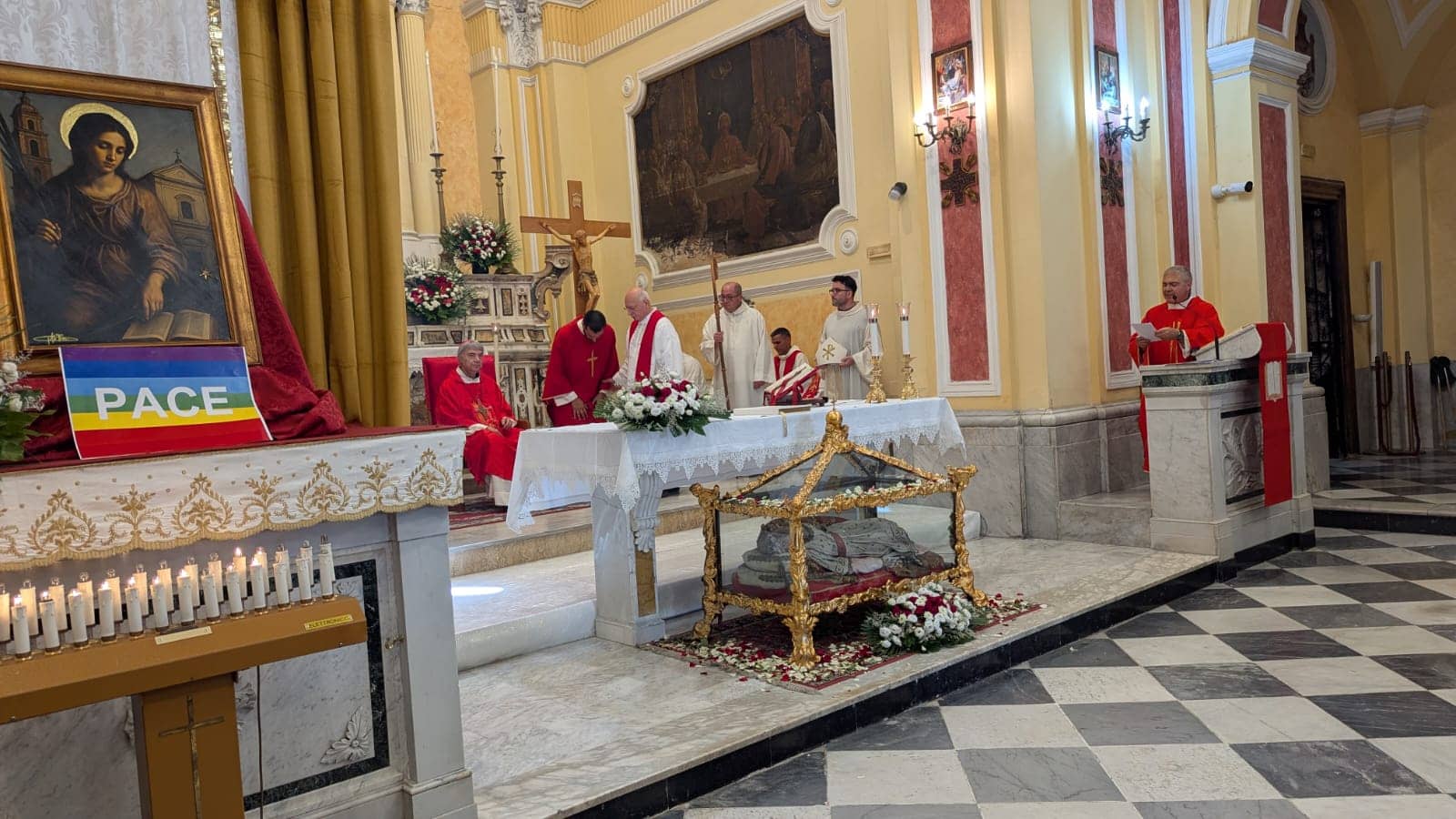 L’accoglienza di don Pasquale Muto al Cardinale Domenico Battaglia