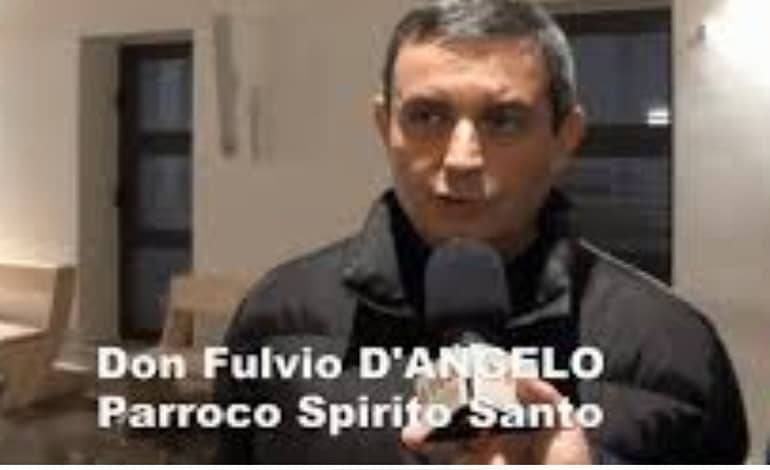 Don Fulvio D’Angelo saluta i fedeli e la comunità dello Spirito Santo