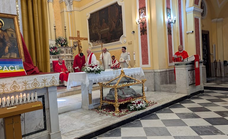 L’accoglienza di don Pasquale Muto al Cardinale Domenico Battaglia
