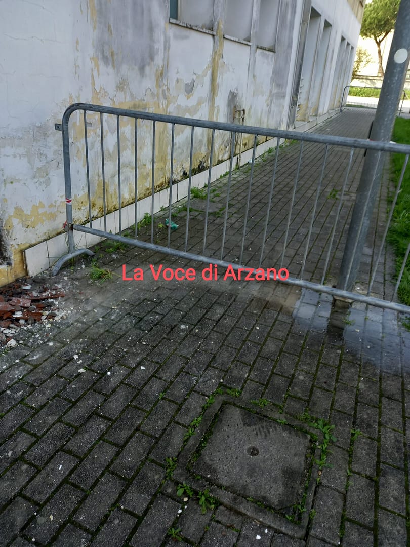 Karol Wojtyla di via Volpicelli, non ancora eliminata la perdita d’acqua
