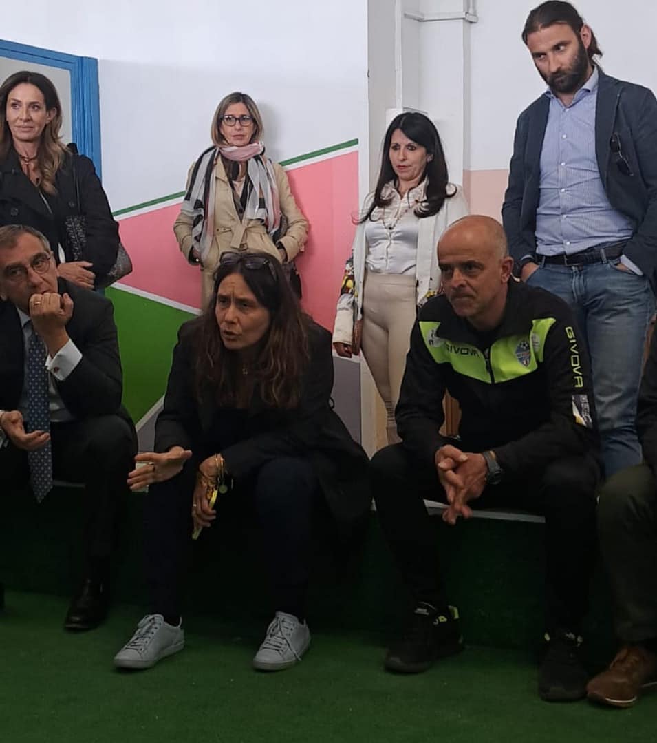 La ministra per la disabilita Alessandra Locatelli in visita all’associazione “Noi Possiamo”